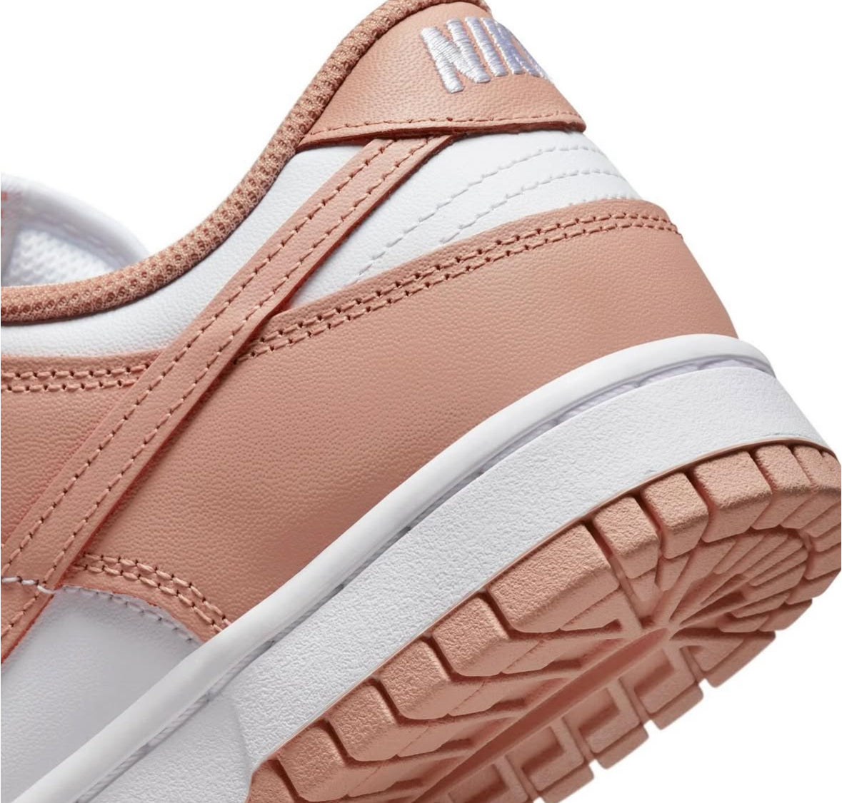 Nike Dunk Low Rose Whisper