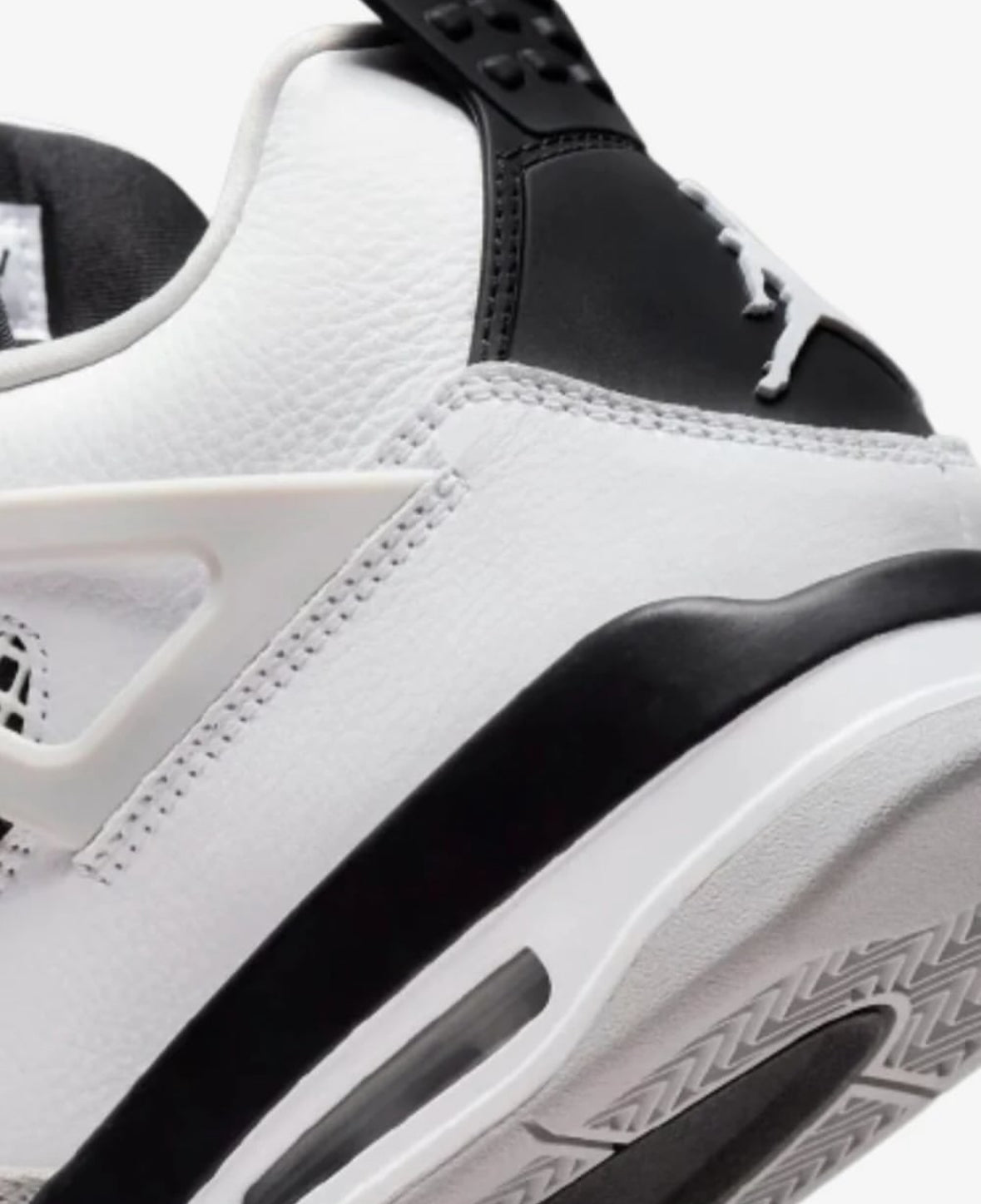 Air Jordan 4 Retro Military Black