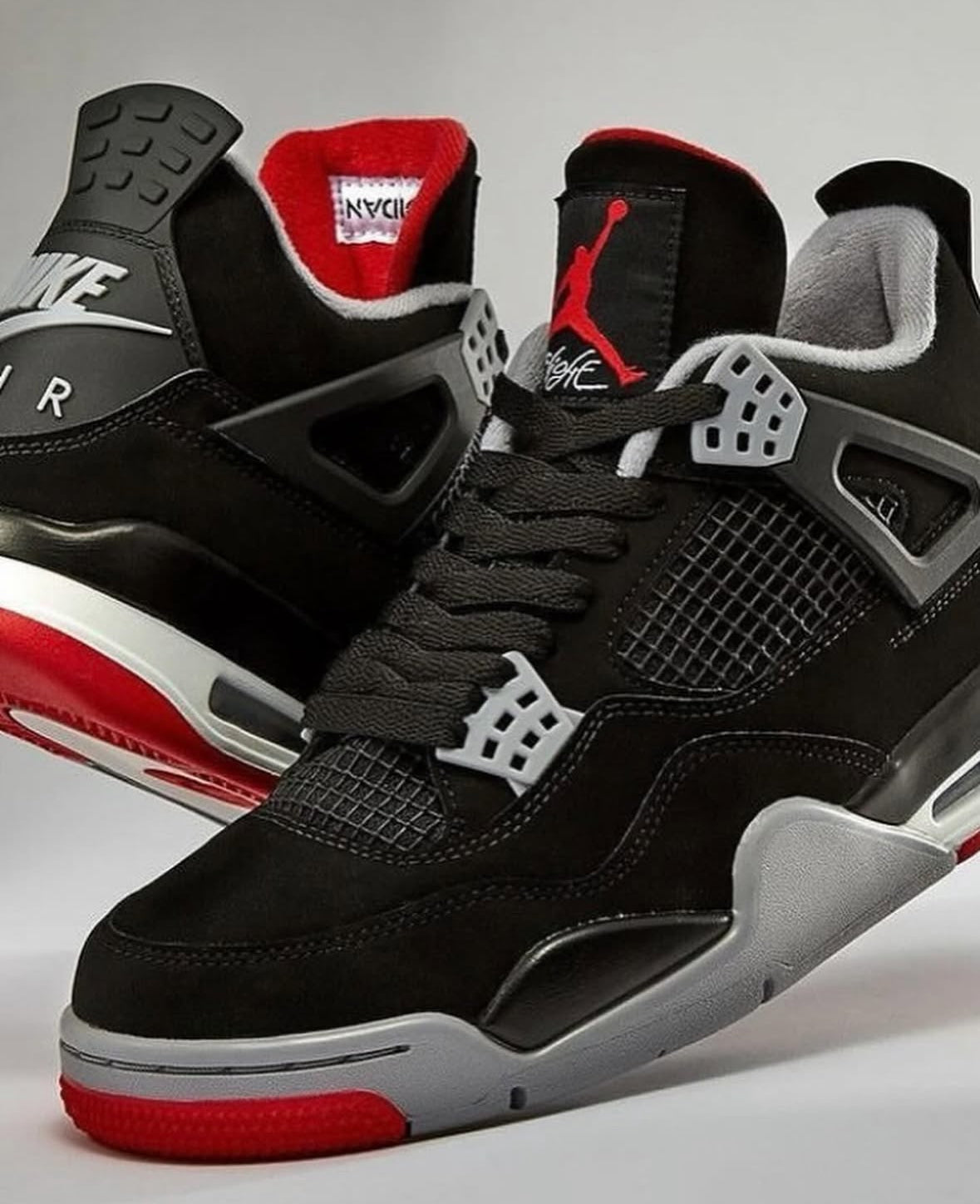 Air Jordan 4 Retro Bred