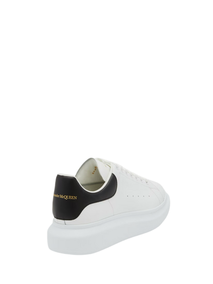 Alexander McQueen Sneaker Oversize in Bianco/Nero