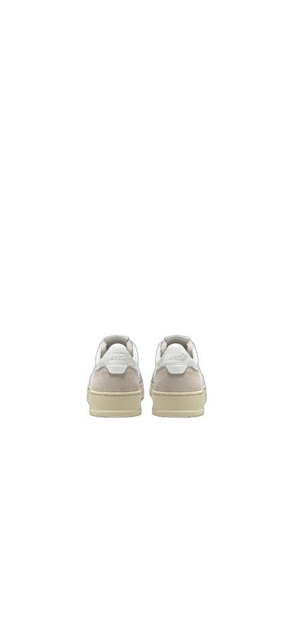 AUTRY SNEAKERS
SNEAKERS MEDALIST LOW IN PELLE BIANCA E SUEDE BEIGE