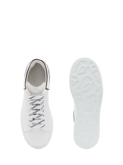 Alexander McQueen Sneaker Oversize in Bianco/Nero