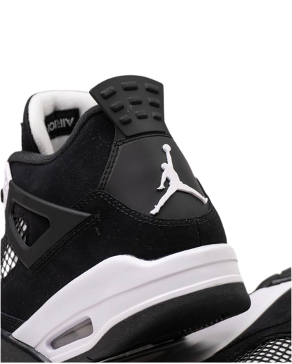 Air Jordan 4 Retro White Thunder