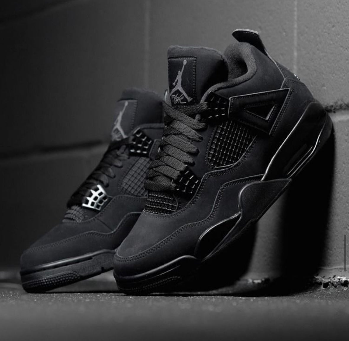 Air Jordan 4 Retro Black Cat