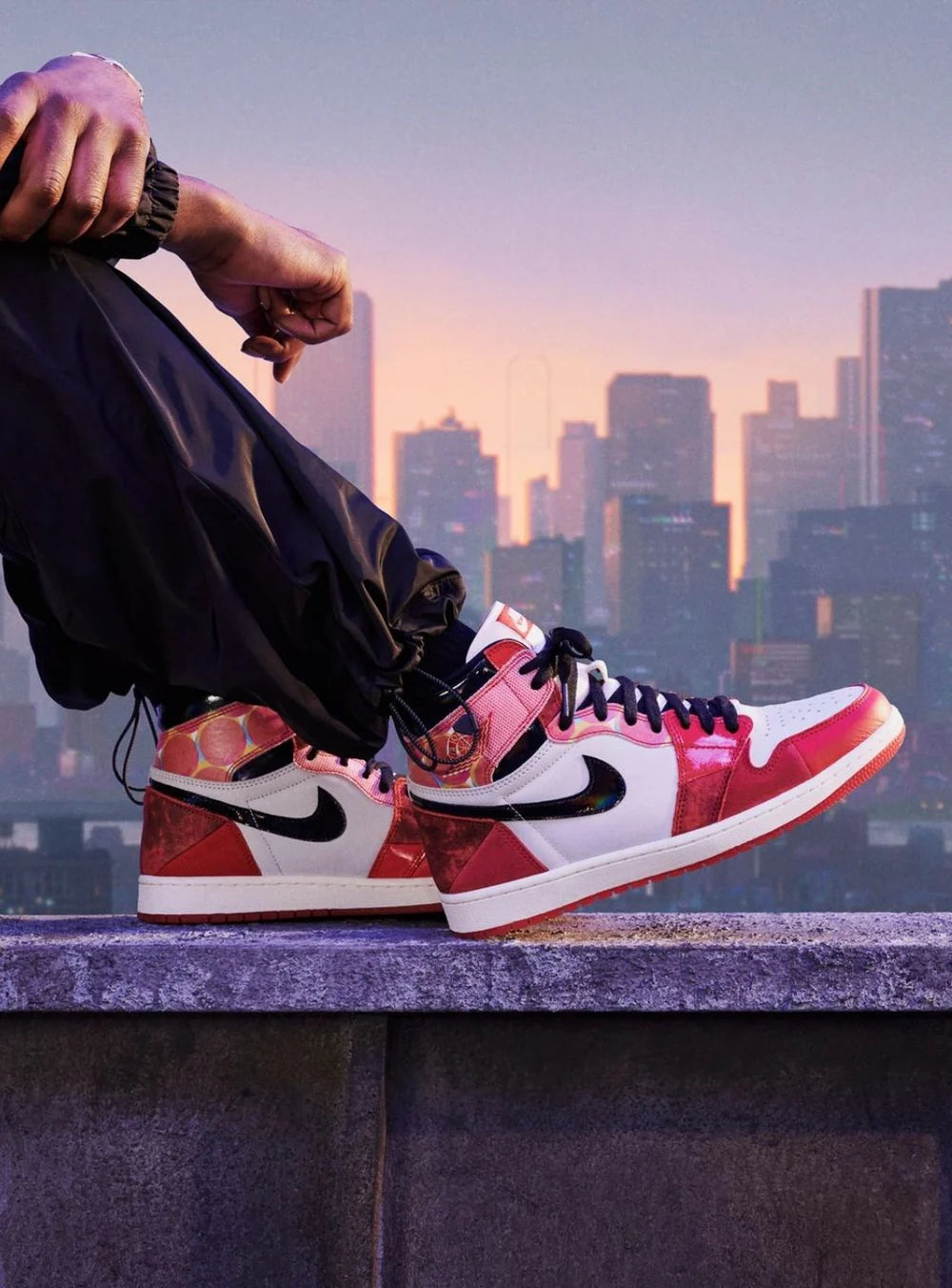 Air Jordan 1 Retro High OG
Spider-Man Across the Spider-
Verse